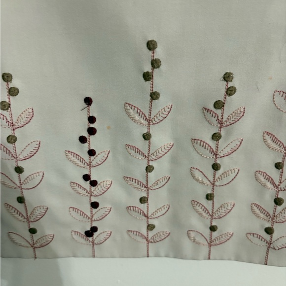 LOFT Tan A-Line Skirt with embroidered floral bottom Size 14 - Picture 2 of 6